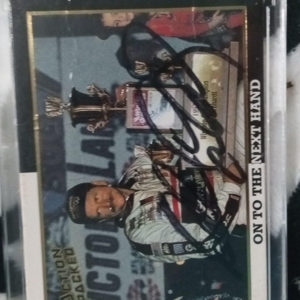 Dale Earnhardt autograph card
